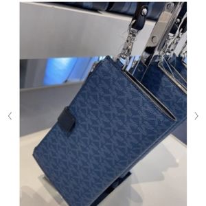 Michael Kors Jet Set Double Zip Phone Wallet Wristlet